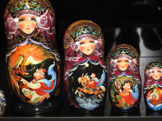 Matryoshka nested doll - unnested