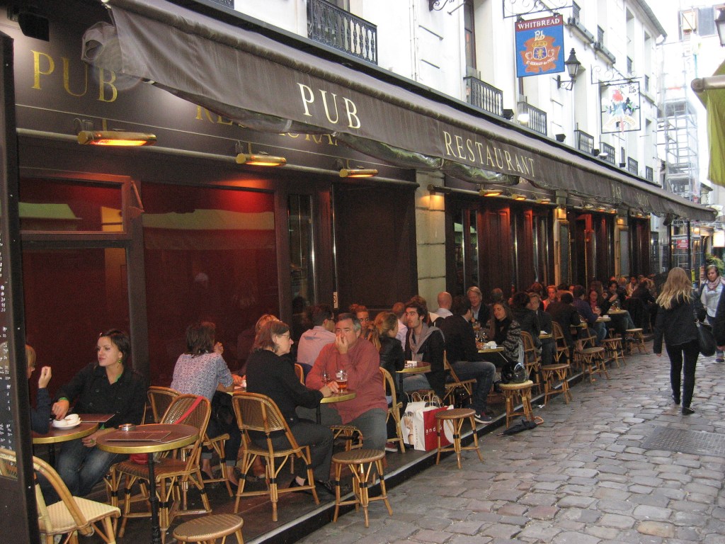 Resto in alley between St Germain Street and St Andre des Arts