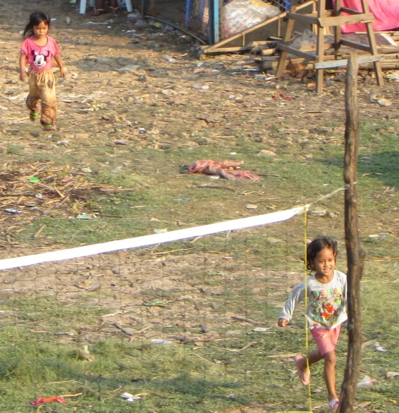 cam-children-playing